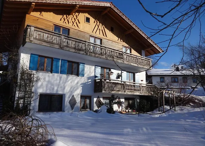 Apartment Laendliche Ferienwohnung, Bad Bayersoien